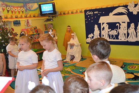 Grafika #21: Spotkanie gwiazdkowe w przedszkolu