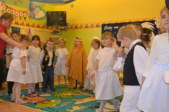 Grafika #29: Spotkanie gwiazdkowe w przedszkolu