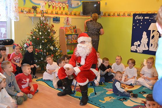 Grafika #30: Spotkanie gwiazdkowe w przedszkolu