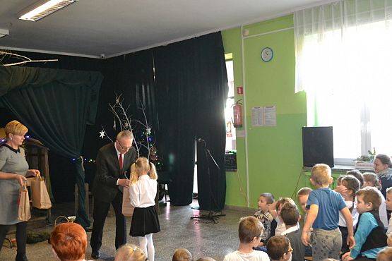 Grafika #1: Szkolny Konkurs List do Świętego Mikołaja