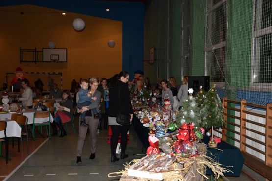 Grafika #2: Rodzinny Kiermasz Świąteczny