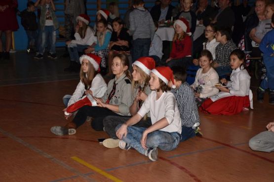 Grafika #18: Rodzinny Kiermasz Świąteczny