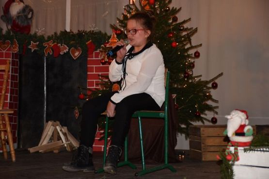 Grafika #19: Rodzinny Kiermasz Świąteczny