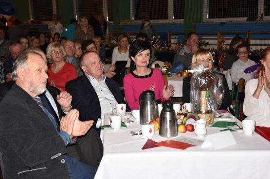 Grafika #33: Rodzinny Kiermasz Świąteczny