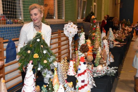 Grafika #37: Rodzinny Kiermasz Świąteczny