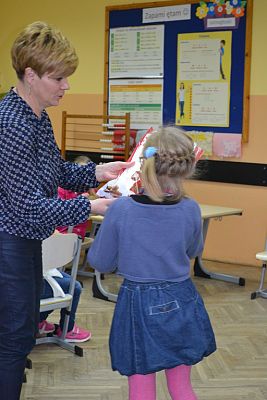 Grafika #3: Rozstrzygnięcie szkolnego konkursu na szopkę betlejemską i stroik bożonarodzeniowy.