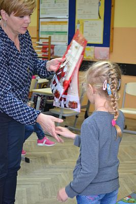 Grafika #7: Rozstrzygnięcie szkolnego konkursu na szopkę betlejemską i stroik bożonarodzeniowy.