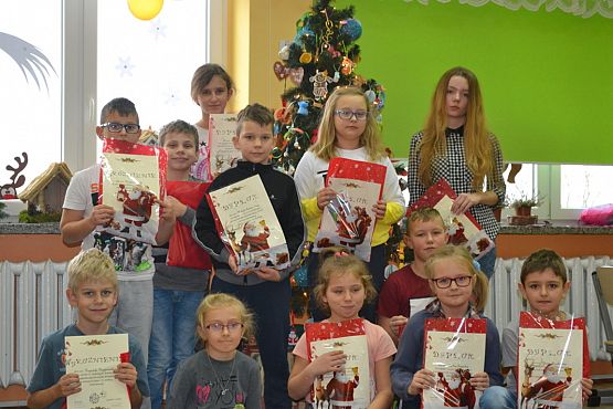 Grafika #6: Rozstrzygnięcie szkolnego konkursu na szopkę betlejemską i stroik bożonarodzeniowy.