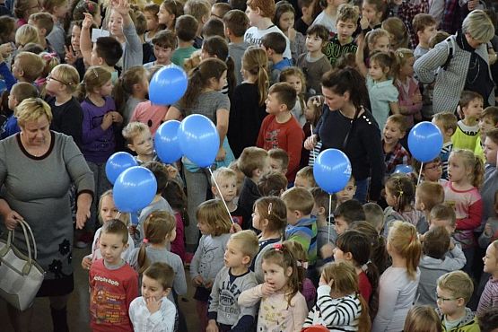 Grafika #10: "Bo wszystkie dzieci nasze są!" - Koncert Majki Jeżowskiej