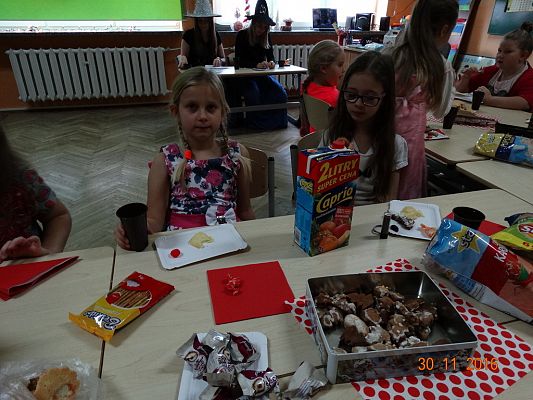 Grafika #36: Andrzejki w klasach I-III