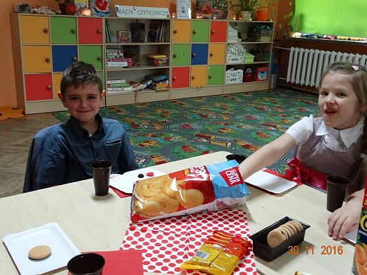 Grafika #33: Andrzejki w klasach I-III