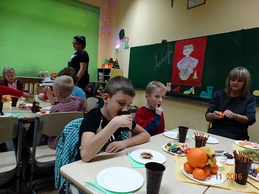 Grafika #21: Andrzejki w klasach I-III