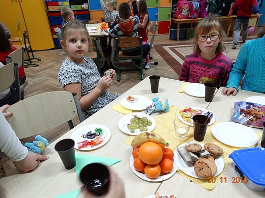 Grafika #17: Andrzejki w klasach I-III