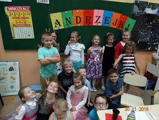 Grafika #8: Andrzejki w klasach I-III