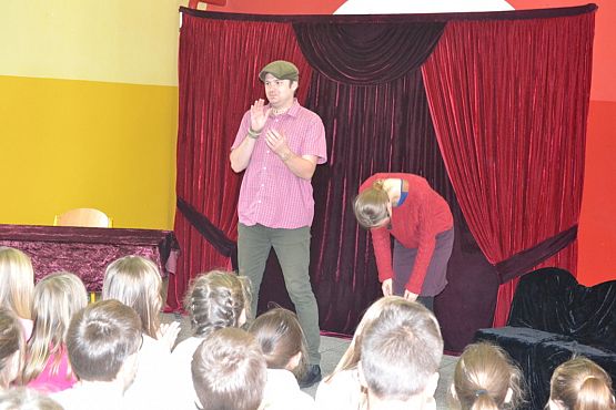 Grafika #7: Przedstawienia profilaktyczne Teatr Kurtyna z Krakowa