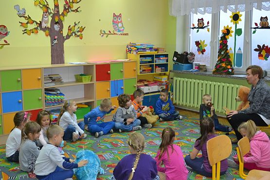 Grafika #3: Dzień Pluszowego Misia