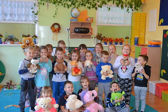 Grafika #9: Dzień Pluszowego Misia