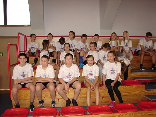 Grafika #0: WALCZ - ZWYCIĘŻAJ