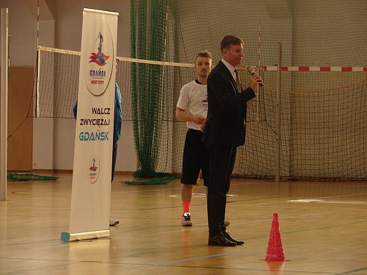 Grafika #2: WALCZ - ZWYCIĘŻAJ