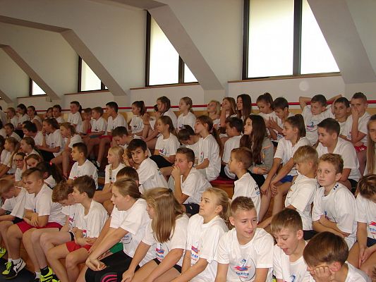 Grafika #5: WALCZ - ZWYCIĘŻAJ