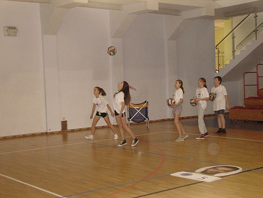 Grafika #9: WALCZ - ZWYCIĘŻAJ