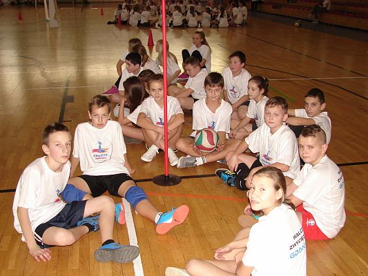 Grafika #11: WALCZ - ZWYCIĘŻAJ