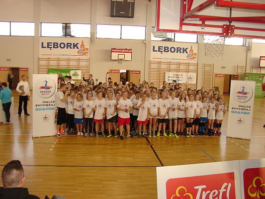 Grafika #15: WALCZ - ZWYCIĘŻAJ