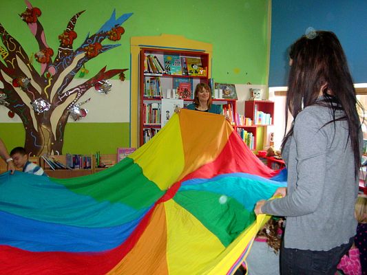 Grafika #3: Przedszkolaki w Bibliotece Miejskiej w Lęborku