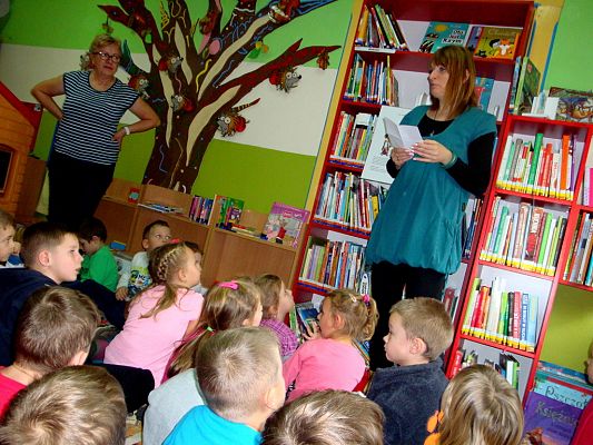 Grafika #0: Przedszkolaki w Bibliotece Miejskiej w Lęborku