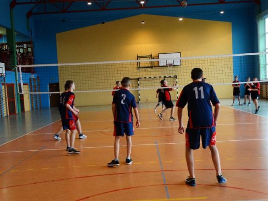 Grafika #5: Turniej Piłki Siatkowej Chłopców z okazji Dnia Niepodległości o puchar dyrektora Zespołu Szkół im. Jana Pawła II w Łebieniu