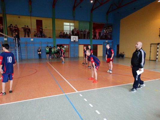 Grafika #6: Turniej Piłki Siatkowej Chłopców z okazji Dnia Niepodległości o puchar dyrektora Zespołu Szkół im. Jana Pawła II w Łebieniu