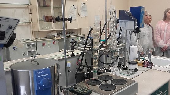 Grafika #4: Projekt Otwarta firma