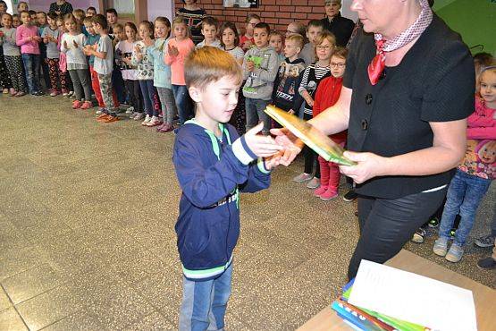 Grafika #7: PODSUMOWANIE ZBIÓRKI KASZTANÓW I ŻOŁĘDZI.