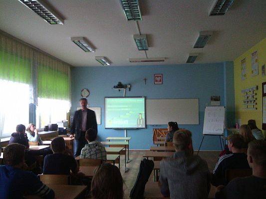 Grafika #4: Spotkanie z przedstawicielem szkoły ponadgimnazjalnej