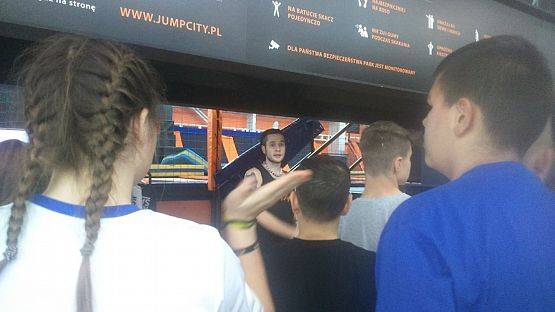 Grafika #2: Wycieczka klas gimnazjalnych do Gdyni