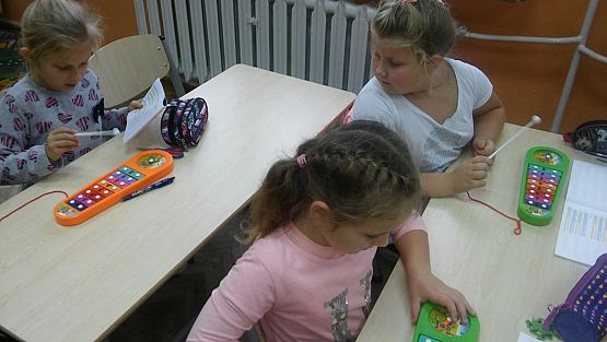 Grafika #6: II "a" na dzwonkach gra