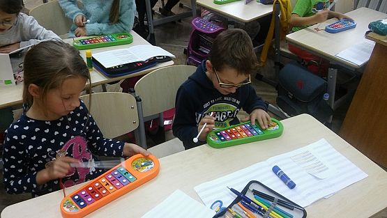 Grafika #2: II "a" na dzwonkach gra