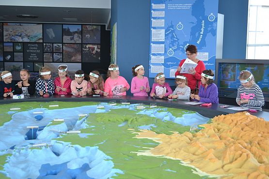 Grafika #12:  Kaszuby na fali