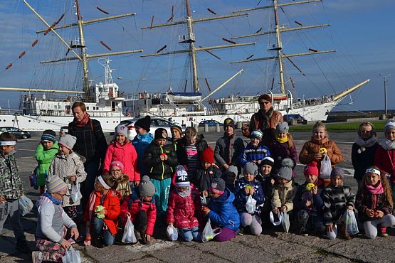 Grafika #19:  Kaszuby na fali