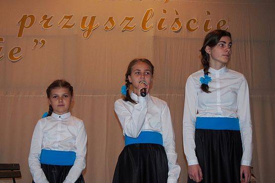 Grafika #11: Obchody dziesiątej rocznicy nadania imienia naszej szkole