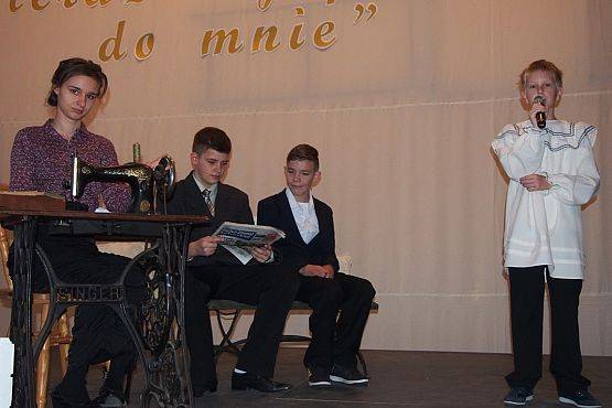 Grafika #12: Obchody dziesiątej rocznicy nadania imienia naszej szkole