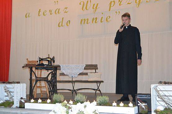 Grafika #40: Obchody dziesiątej rocznicy nadania imienia naszej szkole