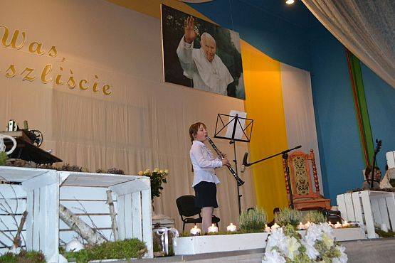 Grafika #43: Obchody dziesiątej rocznicy nadania imienia naszej szkole