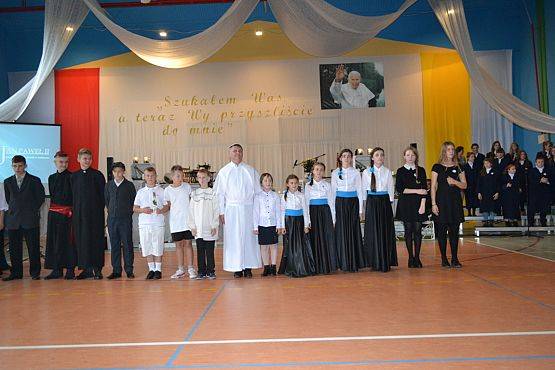 Grafika #44: Obchody dziesiątej rocznicy nadania imienia naszej szkole