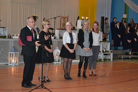 Grafika #45: Obchody dziesiątej rocznicy nadania imienia naszej szkole