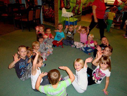 Grafika #0: Wyjazd do Smykolandii