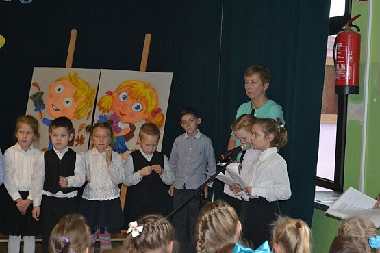 Grafika #3: ŚLUBOWANIE PIERWSZOKLASISTÓW