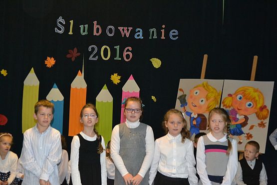 Grafika #4: ŚLUBOWANIE PIERWSZOKLASISTÓW