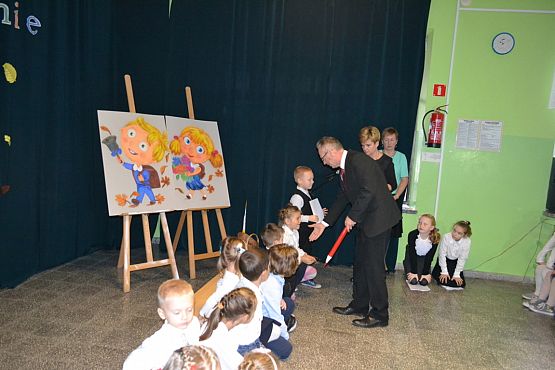 Grafika #12: ŚLUBOWANIE PIERWSZOKLASISTÓW