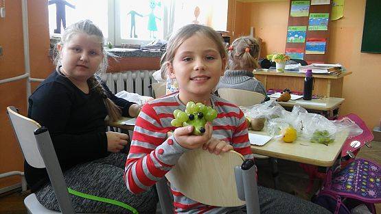 Grafika #3: Owocowe zwierzaki - cudaki w IIa